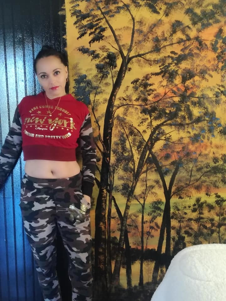 Facebook milfs
 #87786845