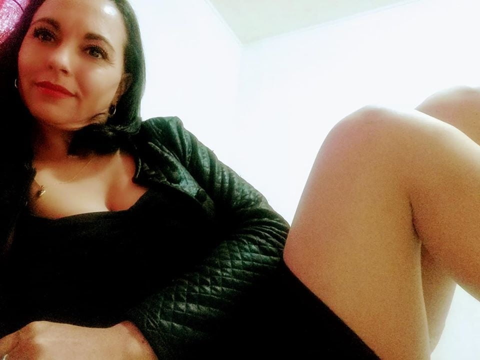 Facebook Milfs #87786857