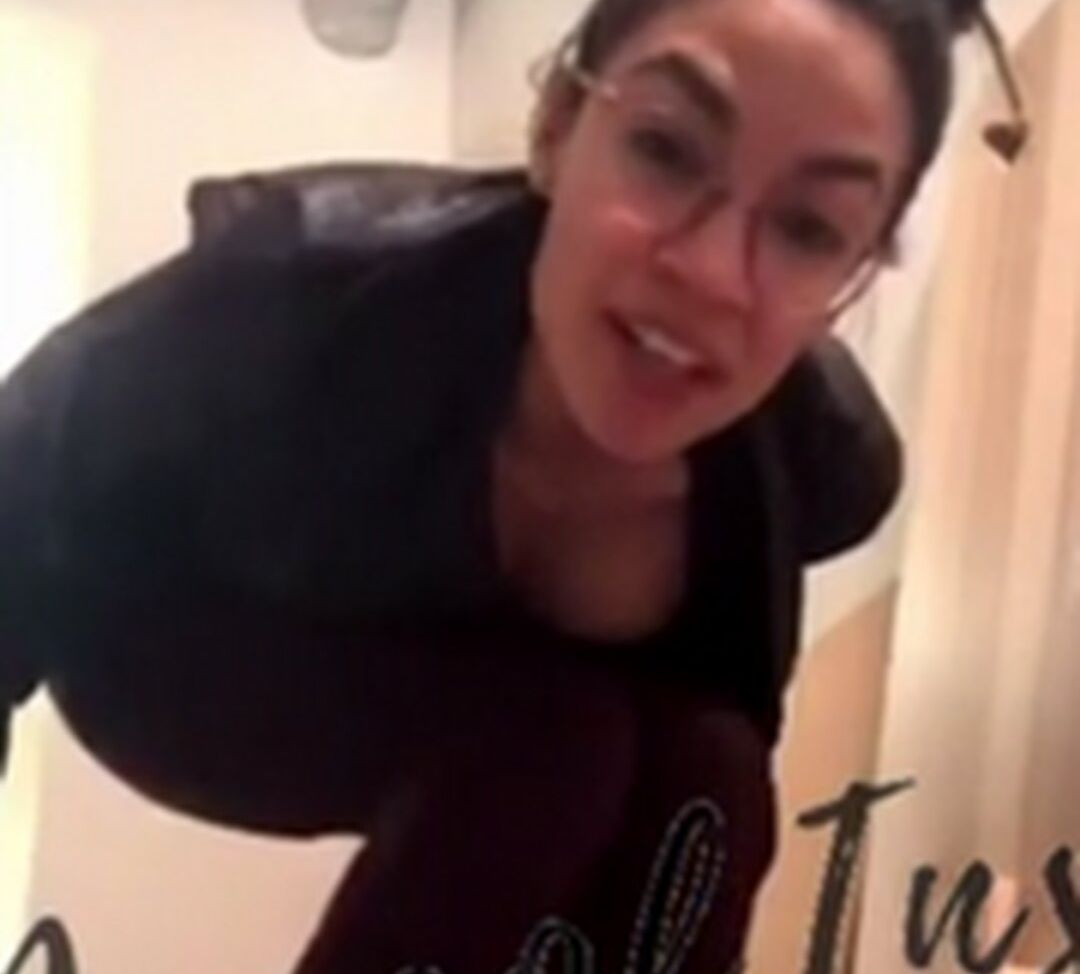 Alexandria Ocasio-Cortez nude #108539992