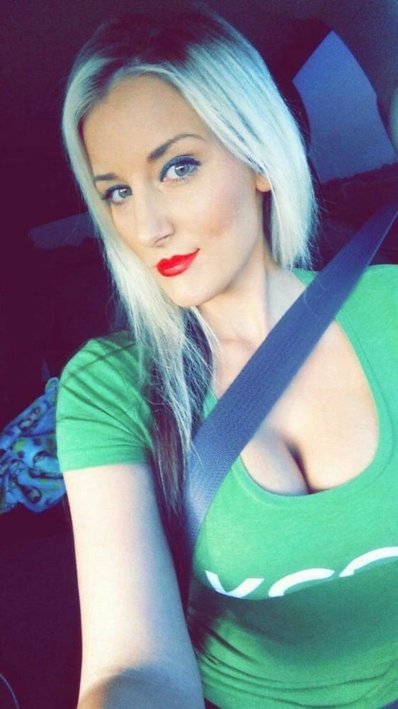 Mujer hermosa#3
 #90483333