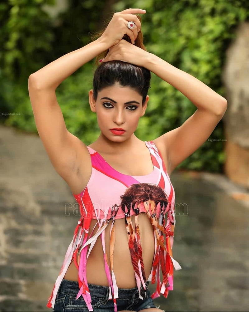 Armpits I Want To Lick 38 #87950447