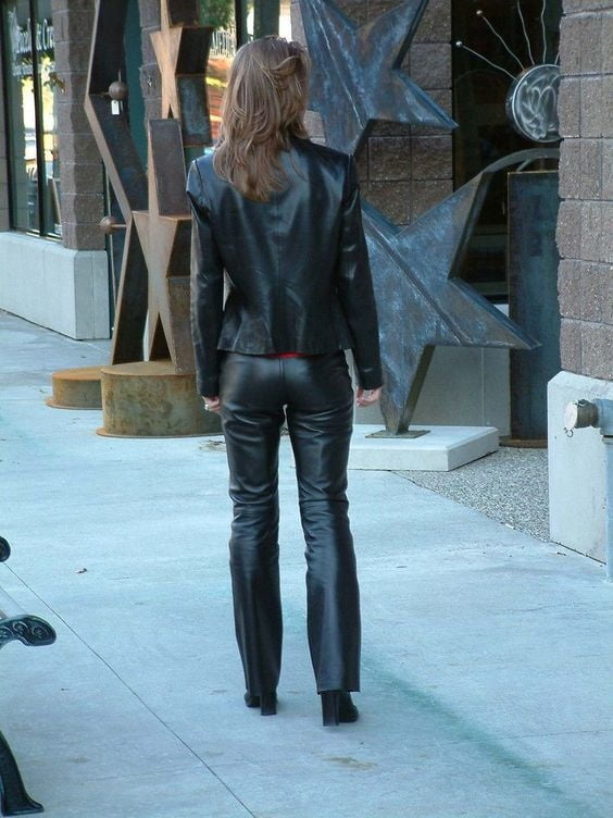 woman in leather #99916931