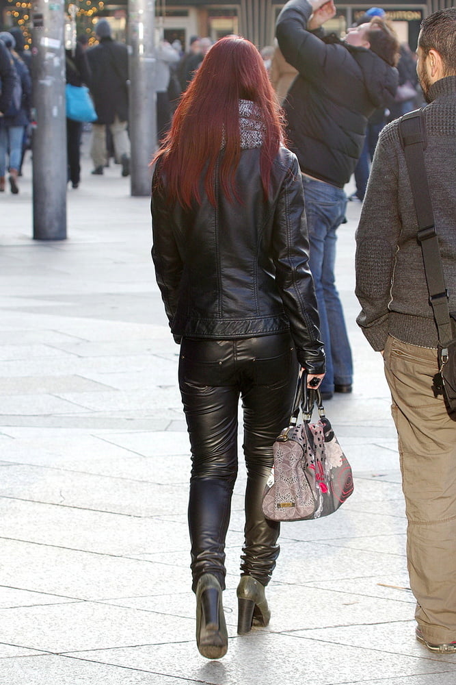 woman in leather #99917027