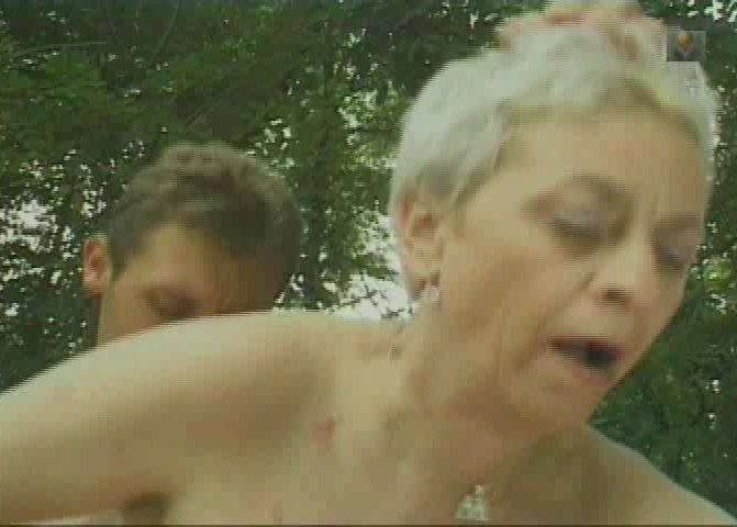 911.4  #granny #grandma #mature #105477864