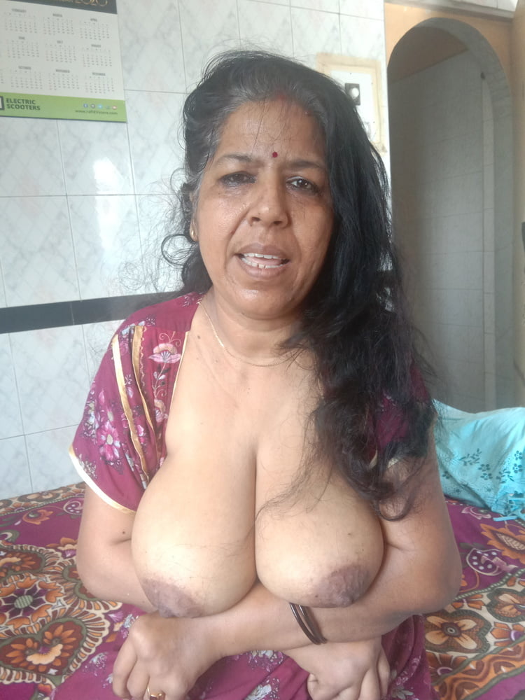 Meena bhabhi ki sexy chuchi dudh bhari #98438674