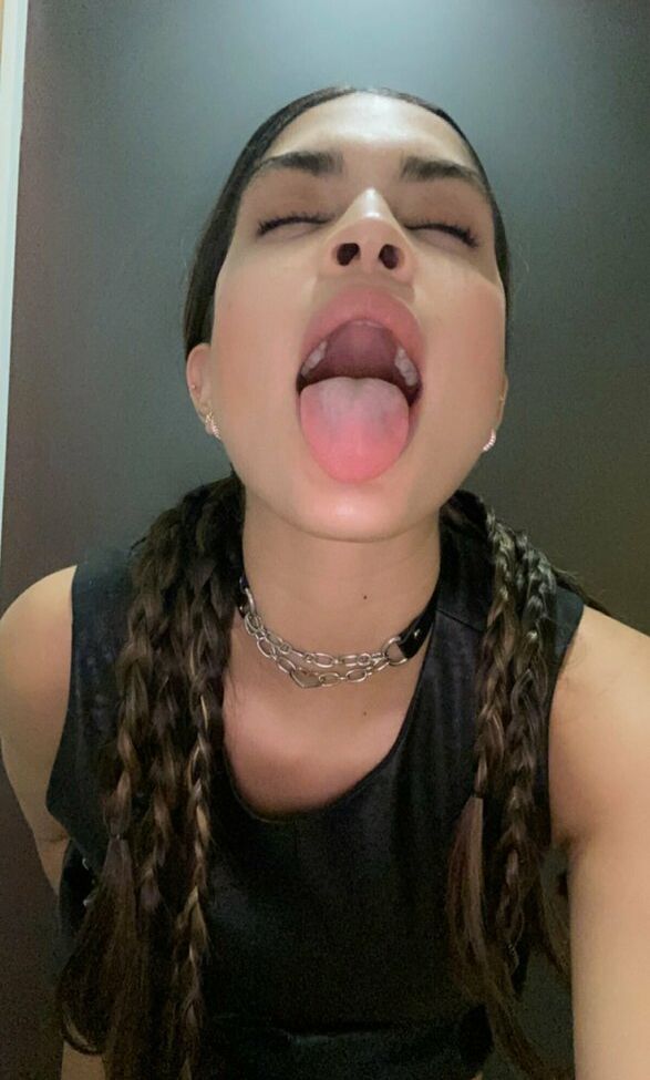 Alessandra Sironi desnuda #108801096