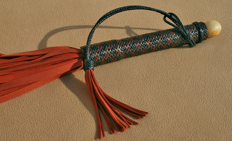 Vulcano rosso pesante flogger
 #92247000