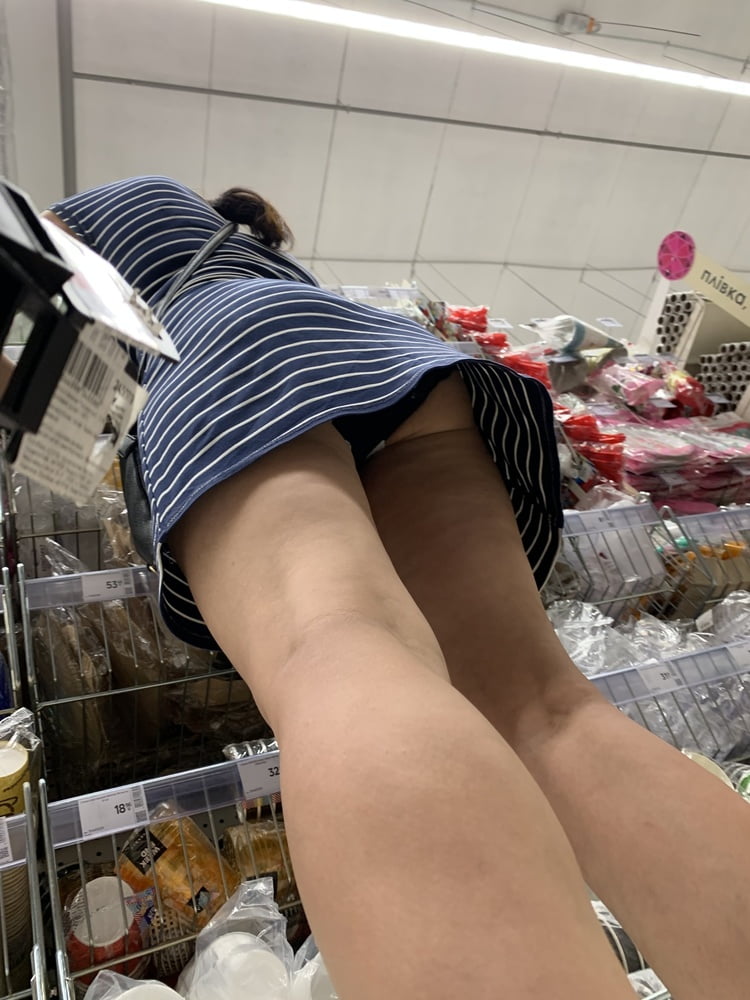 Upskirt milf reifen. schöne Höschen
 #94262101