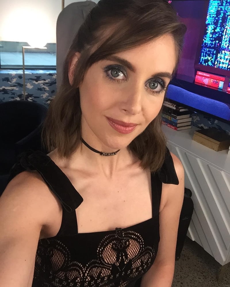 Alison brie
 #98272290