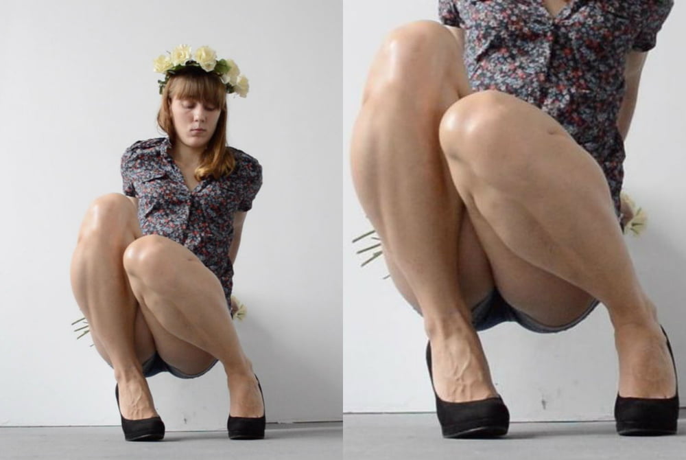 bodybuilder female&#039;s sexy Legs feet and High heels #97106192