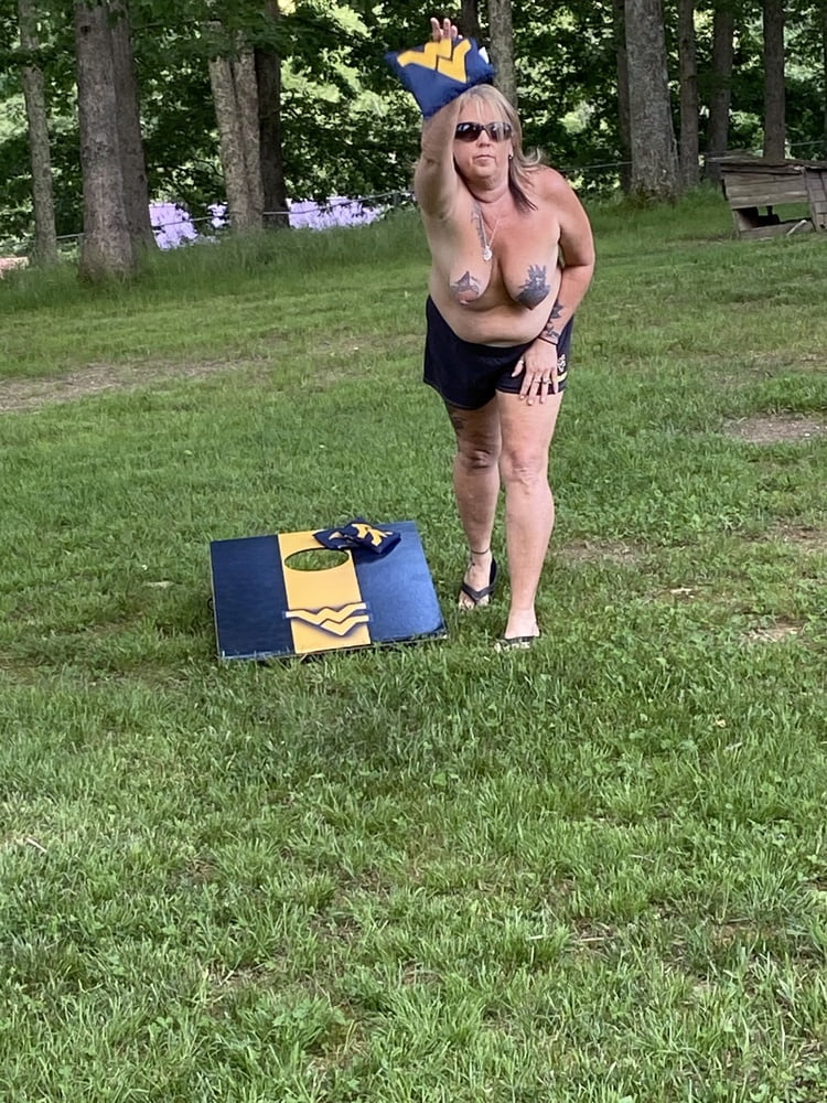 Wana play Corn hole #93256523