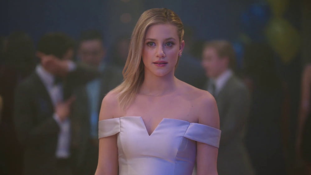 Lili reinhart 理想の女性
 #89618659