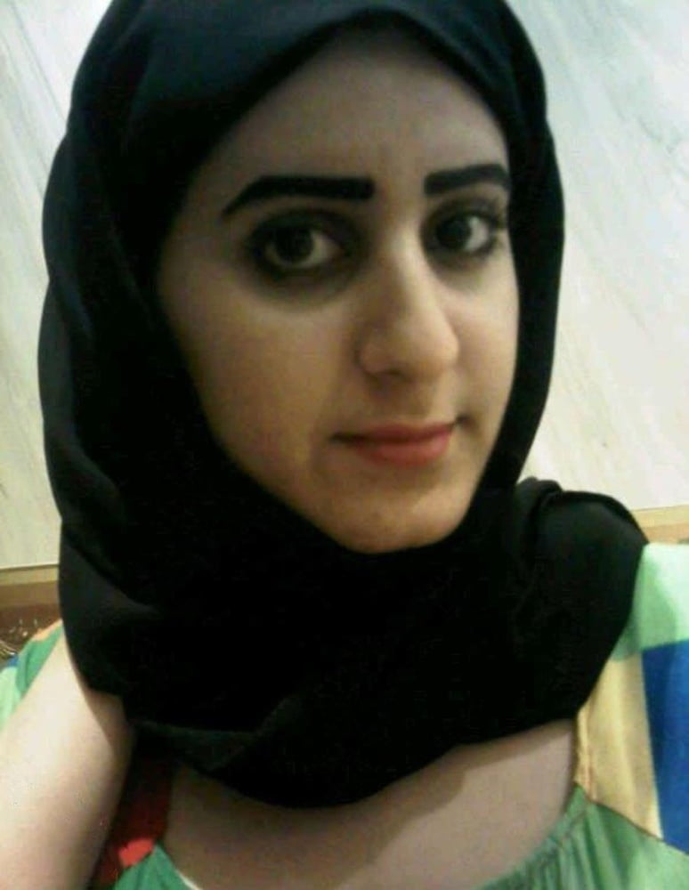 Muslim paki mature hijab whore - big boobs big ass milf
 #81707250