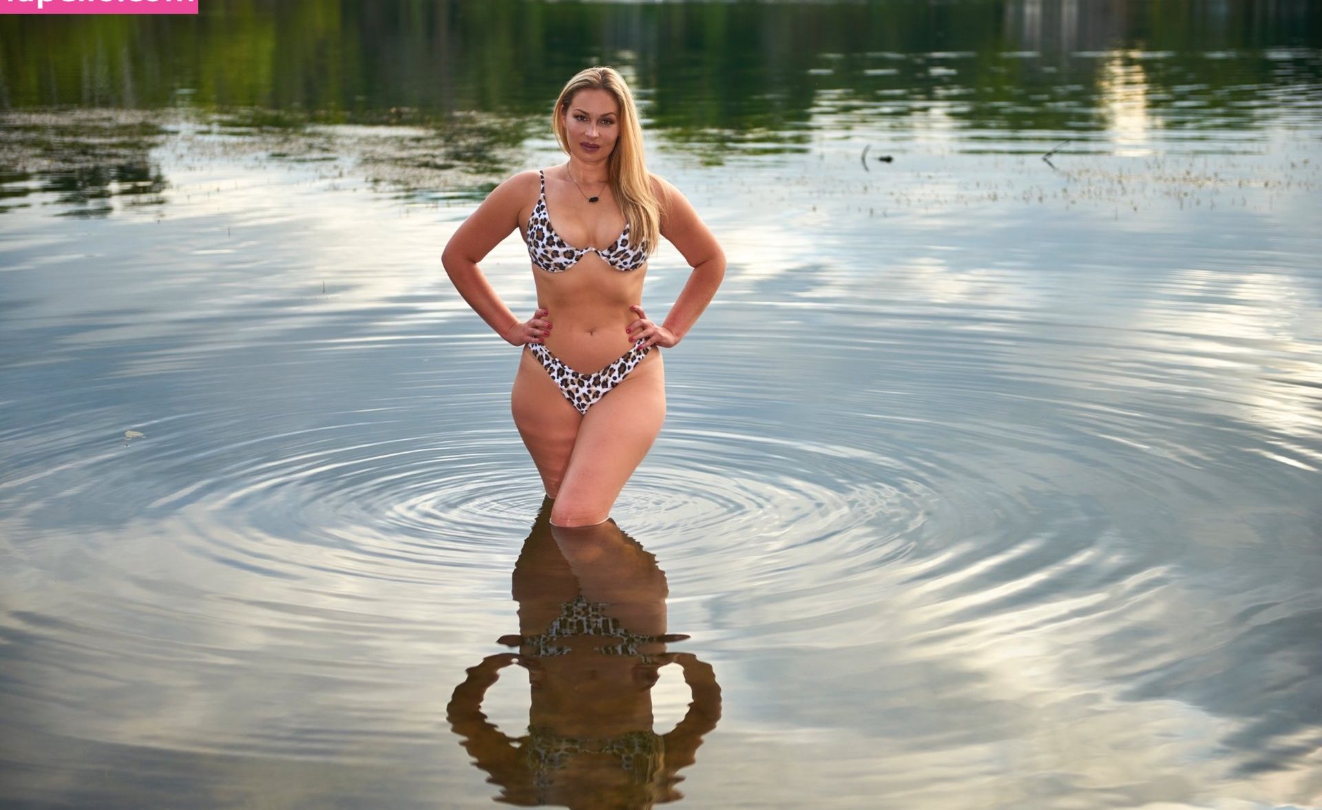 Nikki Baker desnuda #109139109