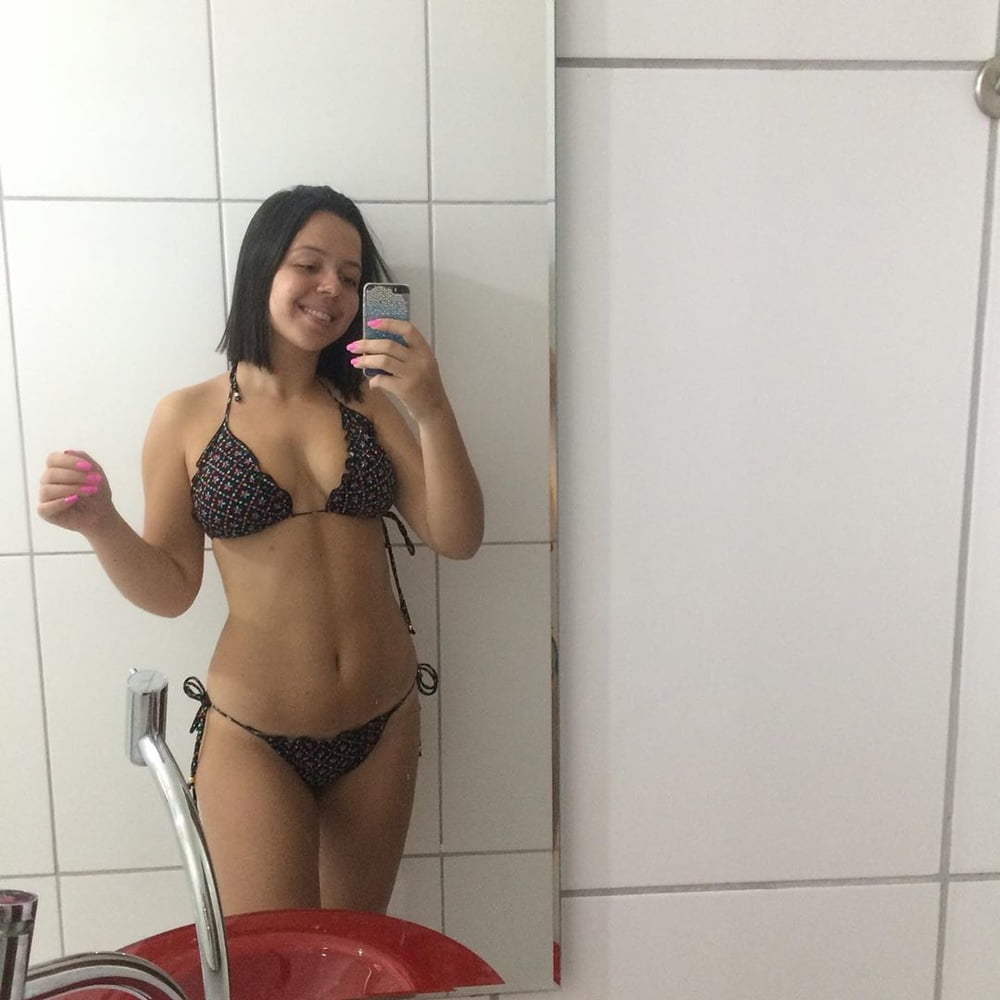 Giovanna gois
 #79677000