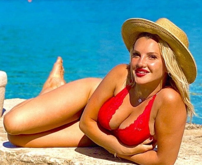 Evelyn Burdecki 2 #99157908