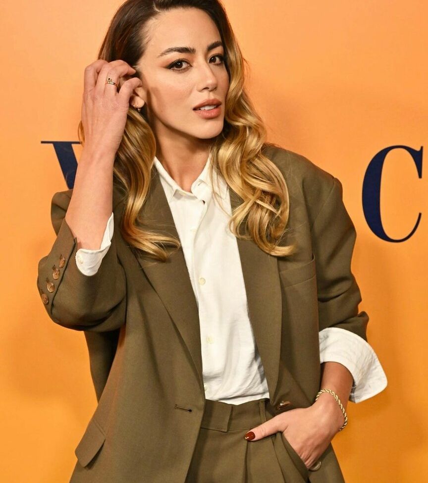 Chloe Bennet nackt #108870498