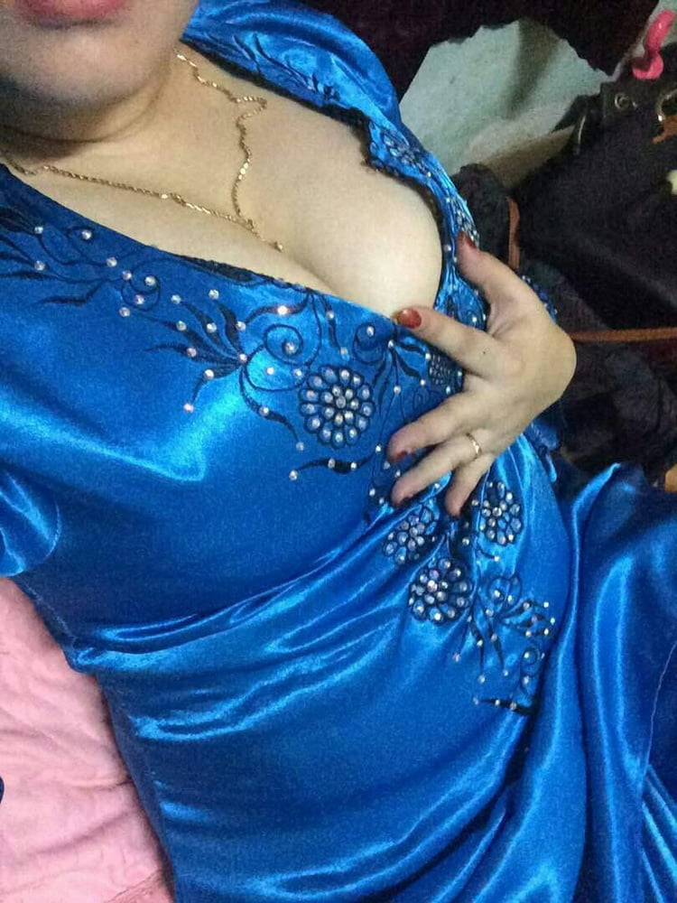 Makcik Putih Gebu Tetek Besar #103100550