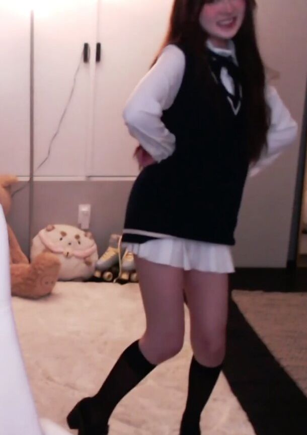 Tinakitten desnuda #108171349