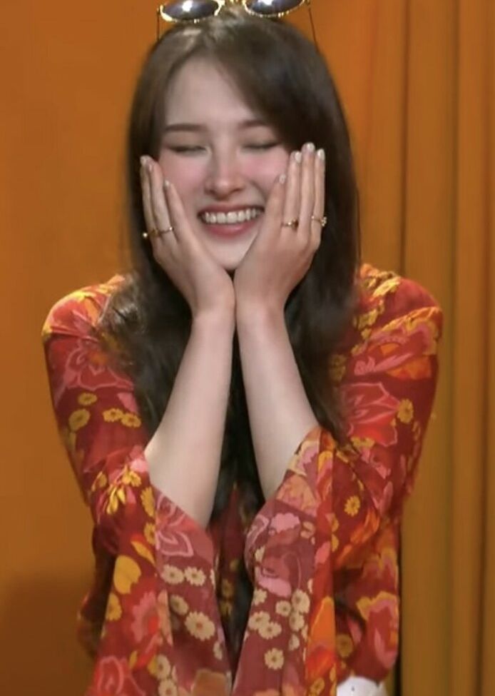 Tinakitten desnuda #108171361