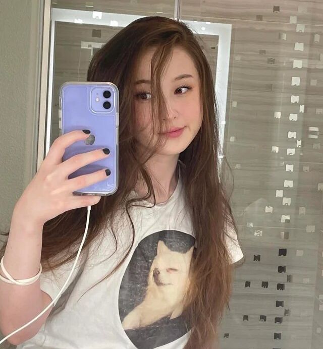 Tinakitten desnuda #108171394