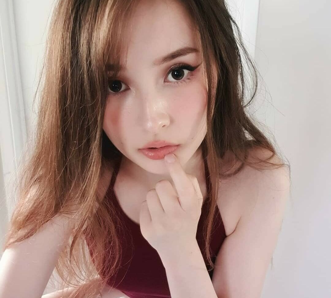 Tinakitten desnuda #108171397