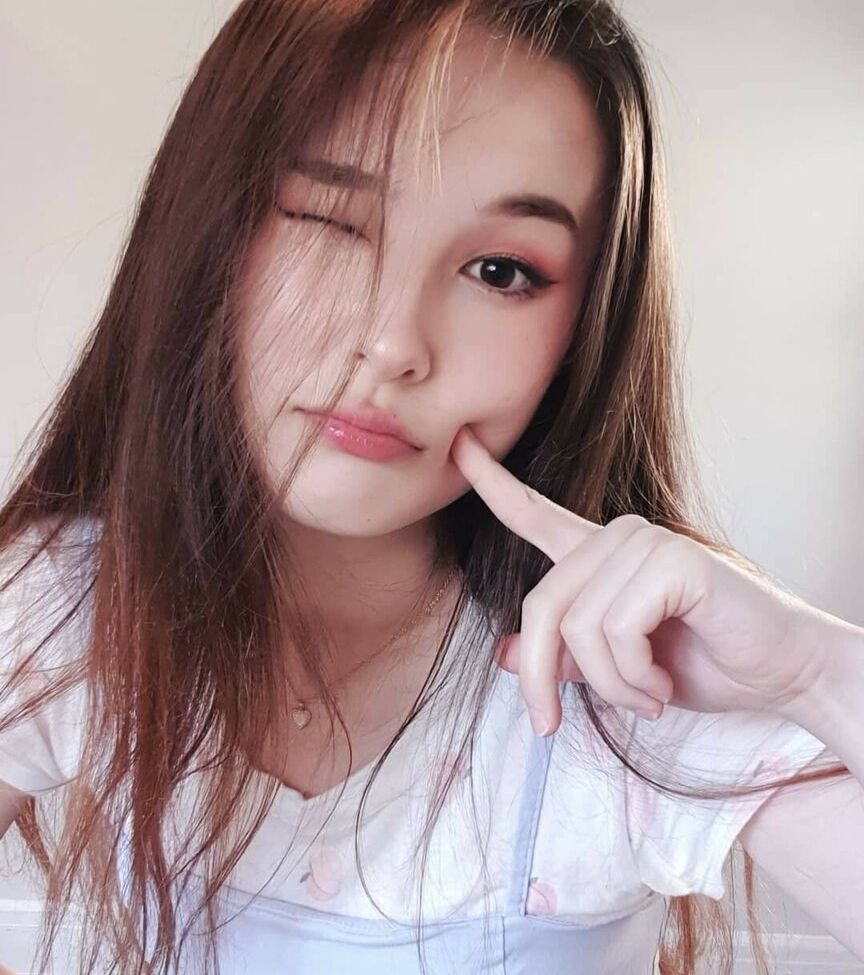 Tinakitten desnuda #108171398