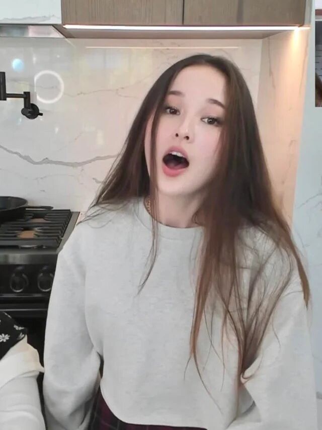 Tinakitten desnuda #108171417