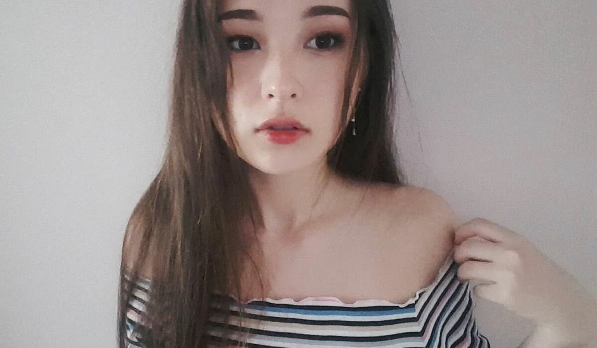 Tinakitten desnuda #108171445