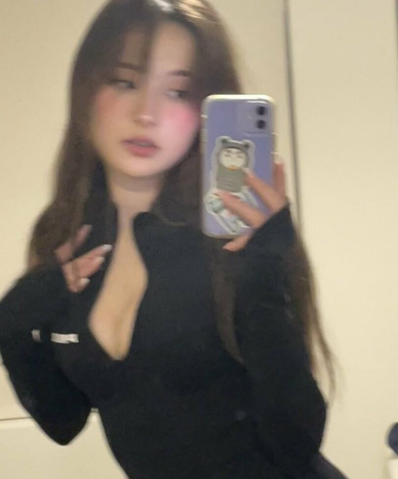 Tinakitten desnuda #108171464