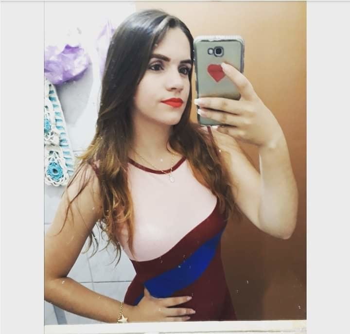 Lais pedrosa
 #81227194