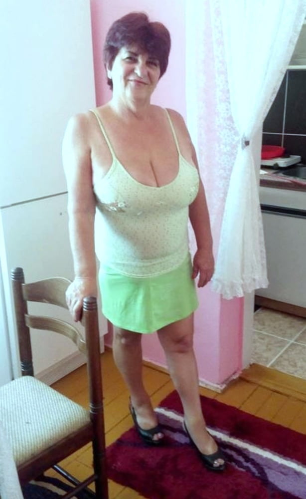 Las abuelas son las mejores amigas
 #95078224