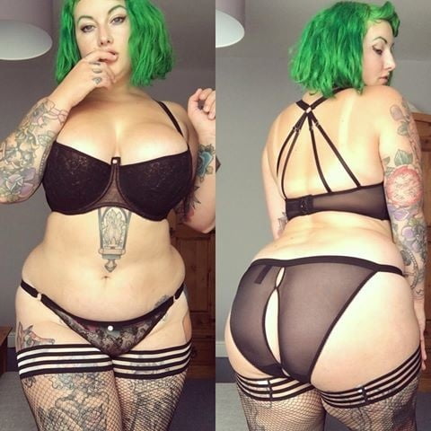 Sexy Tattoo Frauen
 #89254390