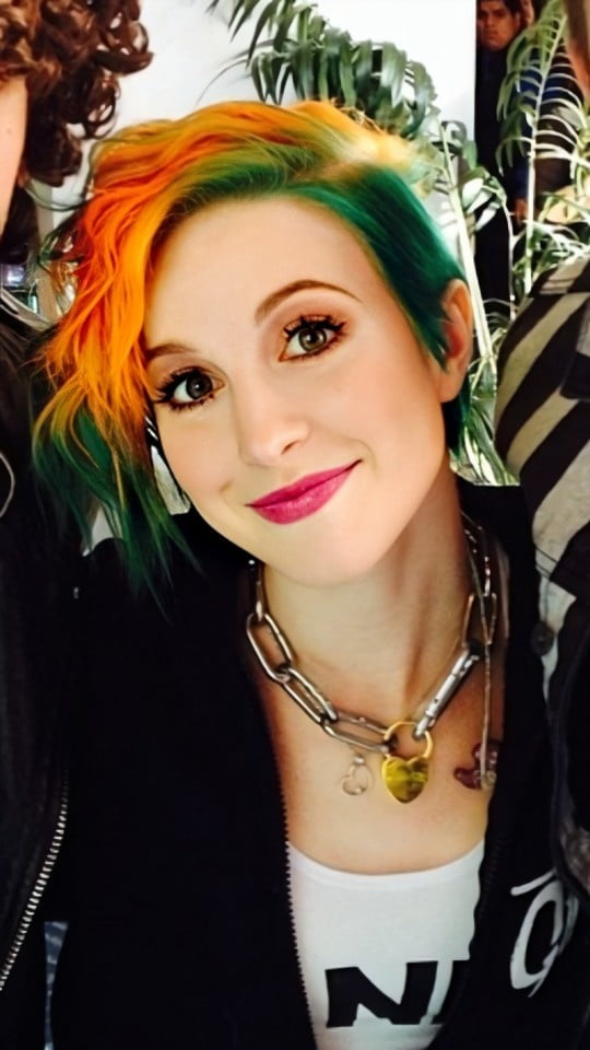 Hayley williams ne demande qu'à l'être !
 #103661913