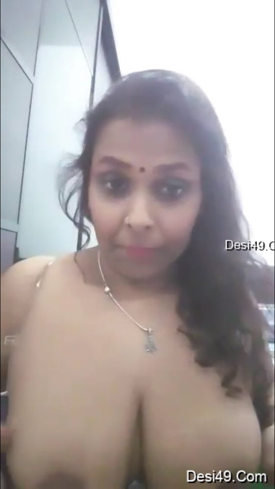 Srilankan Nuwara Eliya Tamil Hindu Big Boobs Milky Aunty #81529680
