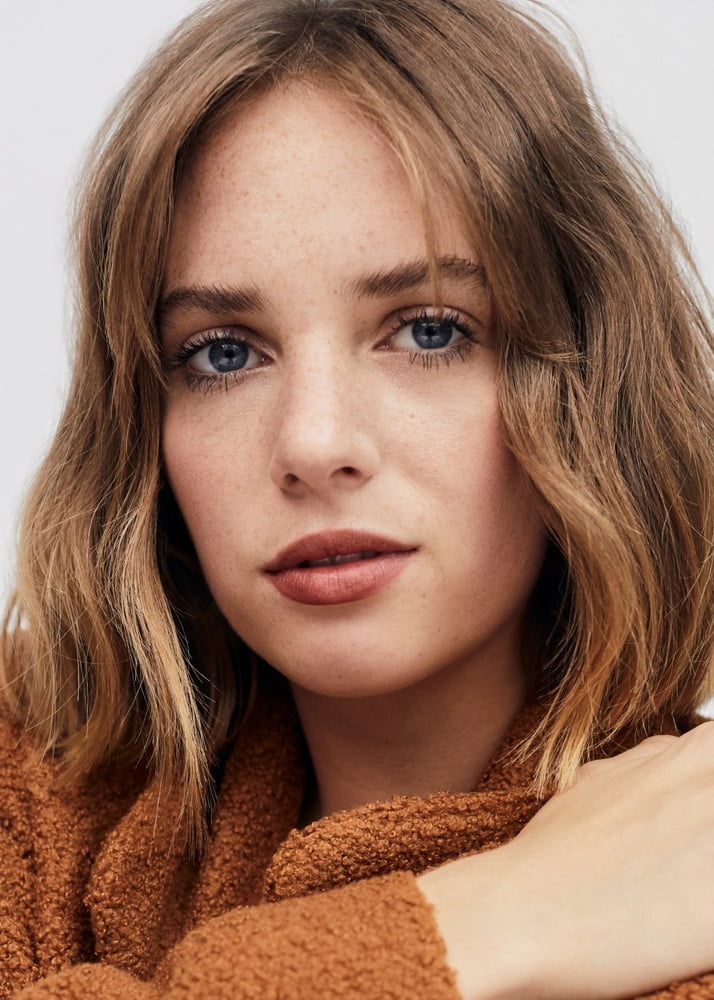 Maya hawke hot
 #91228396