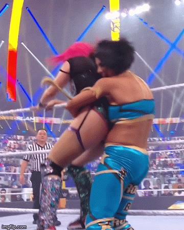 Wwe wrestling diva gifs 56 (cute1foryou) prt1
 #80905895