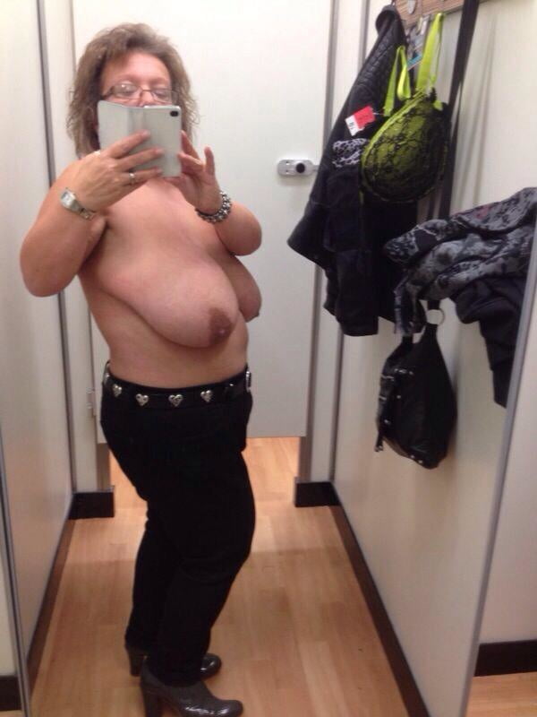 Esposas maduras 104
 #97089507