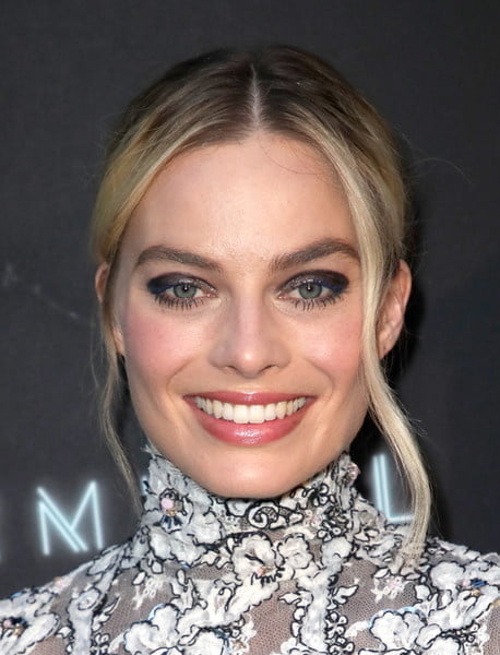 Margot robbie #80989979