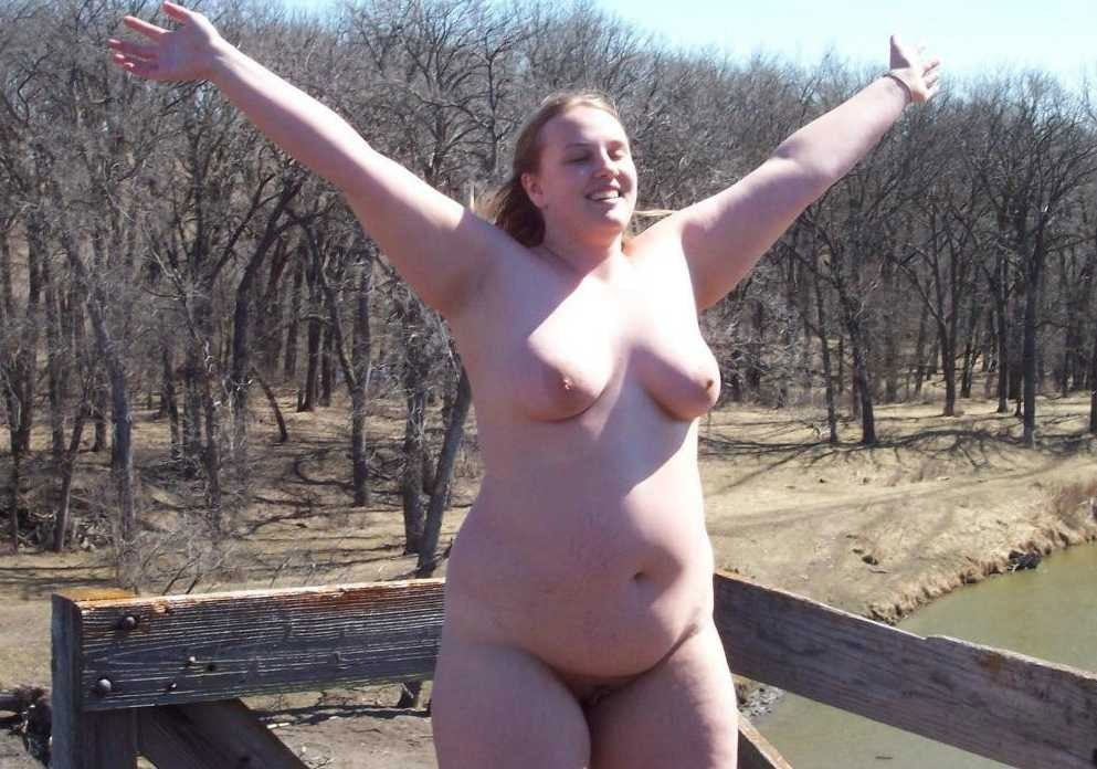 Milfs al aire libre
 #99978182