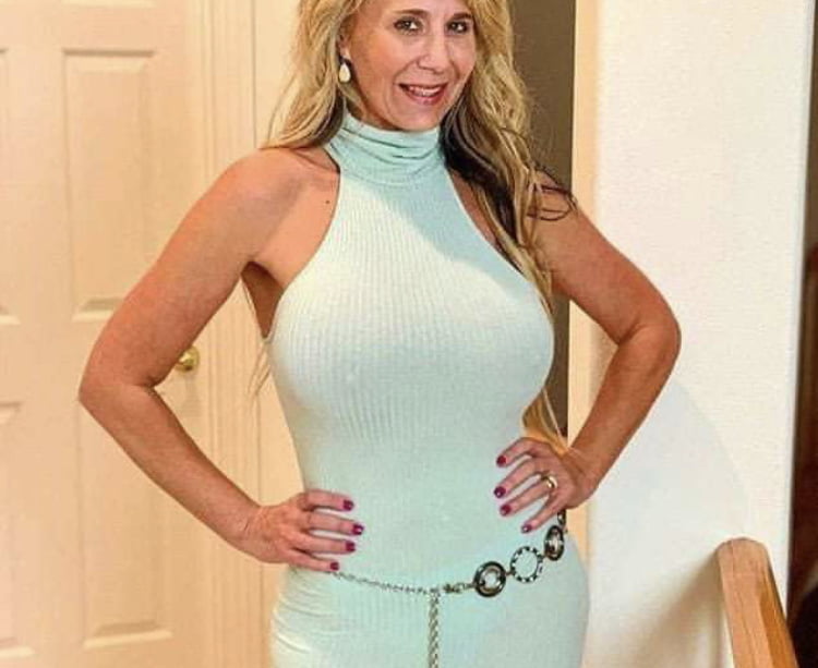 Braless beste Brustwarzen
 #102412193