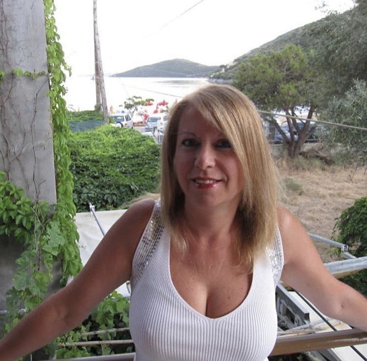 Braless beste Brustwarzen
 #102412205