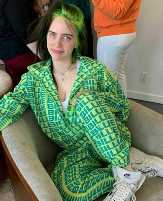 Billie eilish sexy pics
 #96605201