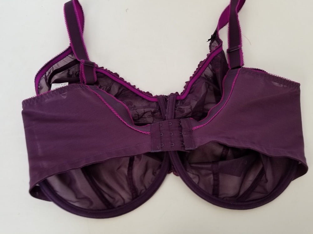 Colpi di reggiseno
 #105595584