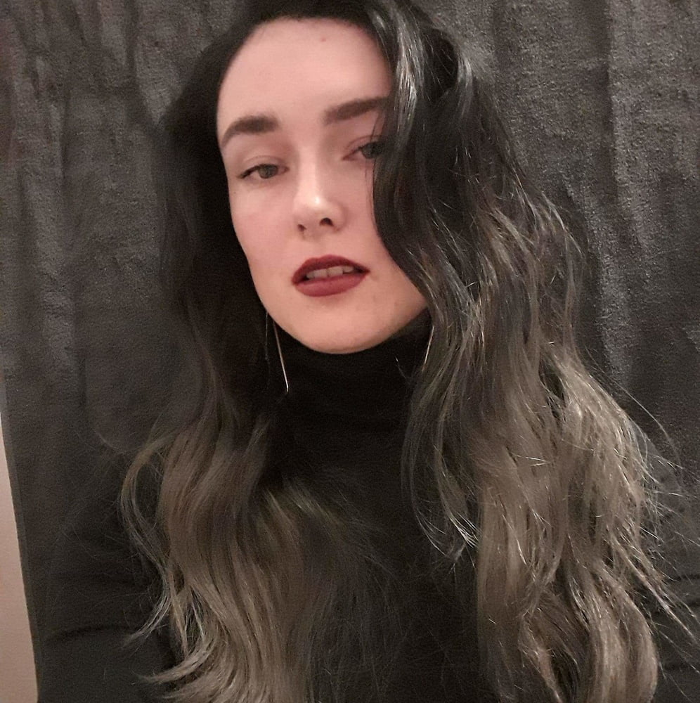 ブルネットのガールフレンドのホットな写真
 #91413060