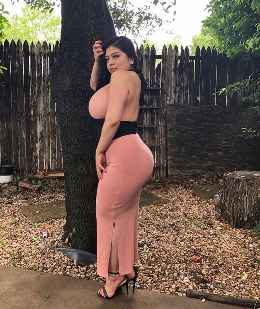 Who is this thick busty latina #95902789
