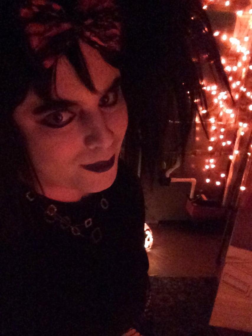 Devilish (goth tranny) #107175886