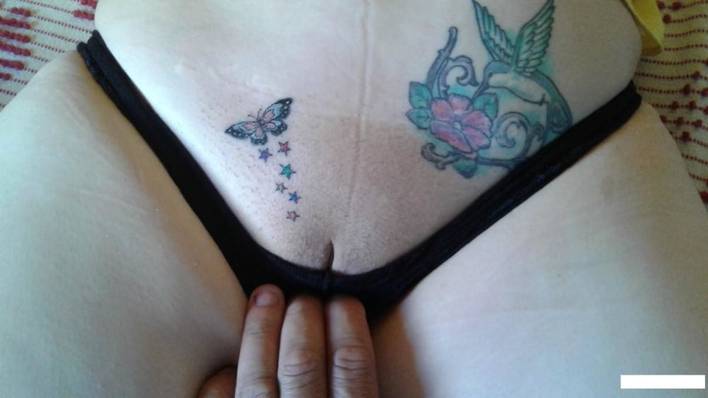 Chicas tatuadas 04.
 #92426631