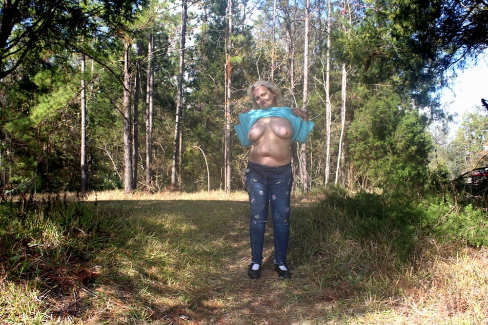 Tree Huggers 372 #91114577