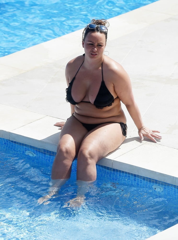 Fianchi larghi - curve incredibili - ragazze grandi - corpo spesso - grasso come
 #80051905